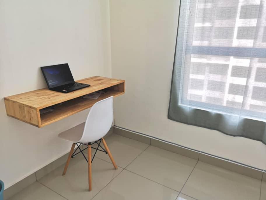 Katil Aiyu Homestay, Conezion, Ioi Putrajaya